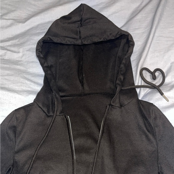 Cropped Zip-Up Sweater - Picture 2 of 3